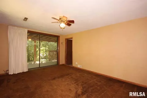 9434 W Lake Camelot Dr, Mapleton, IL 61547 photo 12