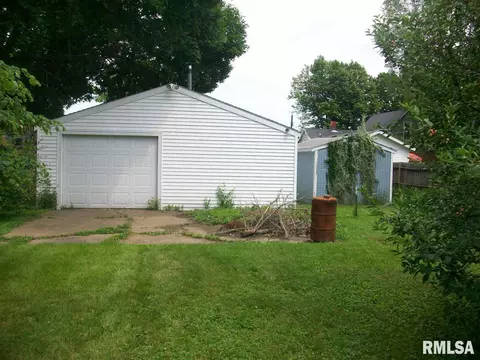 634 S 3rd, Canton, IL 61520 photo 28