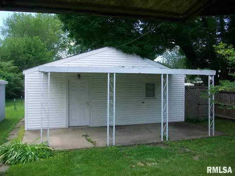 634 S 3rd, Canton, IL 61520 photo 26