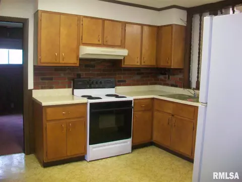 634 S 3rd, Canton, IL 61520 photo 20