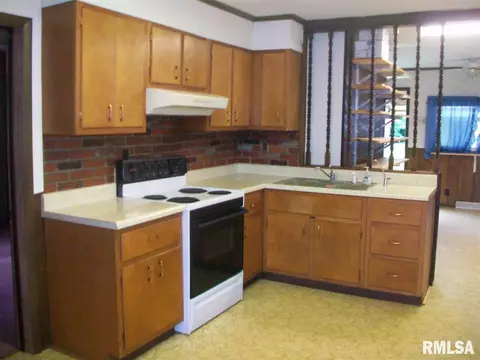 634 S 3rd, Canton, IL 61520 photo 19