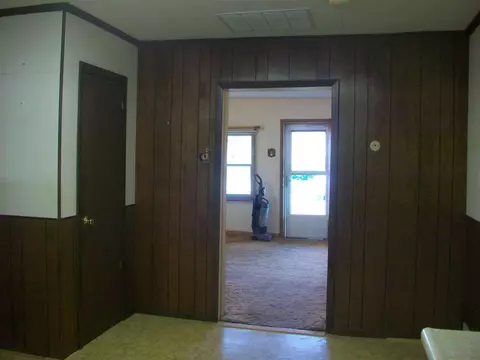 634 S 3rd, Canton, IL 61520 photo 11