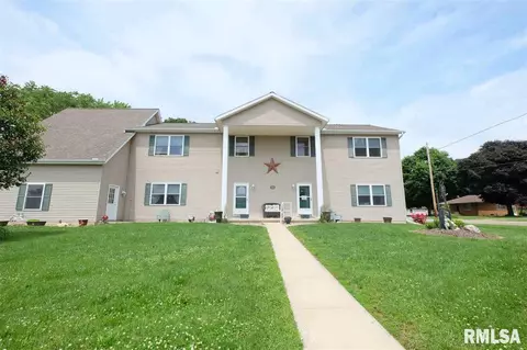 115 9th St, Lacon, IL 61540 photo 1