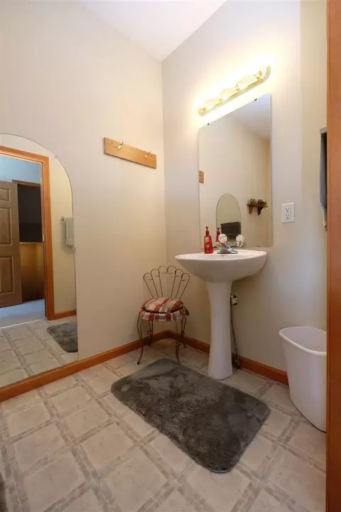115 9th St, Lacon, IL 61540 photo 22