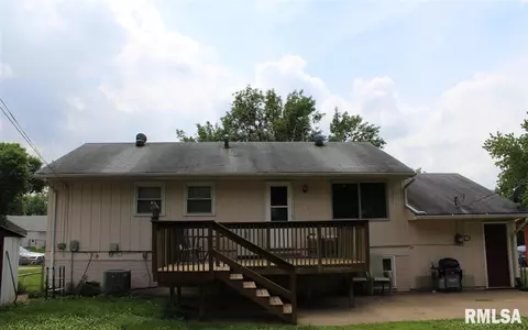 1718 Heisel Ave, Pekin, IL 61554 photo 23