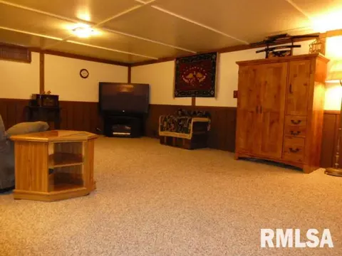 601 E Harrison St, Morton, IL 61550 photo 9