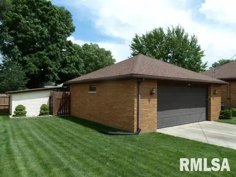 601 E Harrison St, Morton, IL 61550 photo 27