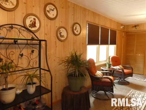 601 E Harrison St, Morton, IL 61550 photo 10