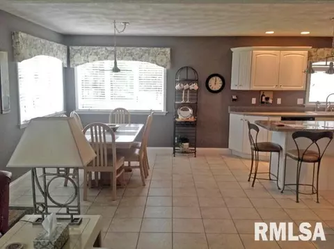 7703 Brandon Ct, Mapleton, IL 61547 photo 6