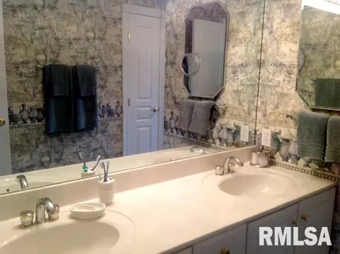 7703 Brandon Ct, Mapleton, IL 61547 photo 15