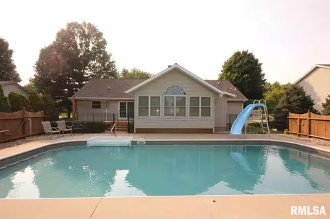 309 Arbor Vitae, Germantown Hills, IL 61548 photo 3