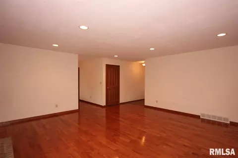 309 Arbor Vitae, Germantown Hills, IL 61548 photo 21