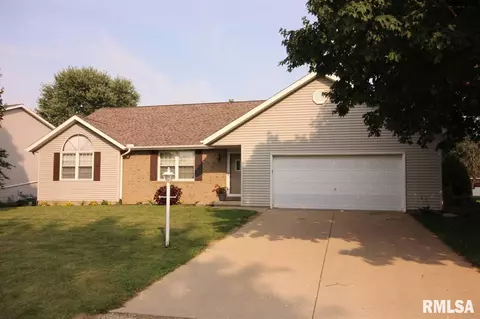 309 Arbor Vitae, Germantown Hills, IL 61548 photo 2