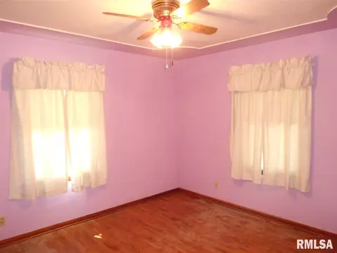 725 N Main St, Eureka, IL 61530 photo 21