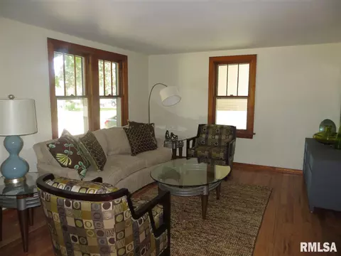 110 E Monroe, Morton, IL 61550 photo 4