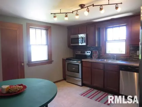 110 E Monroe, Morton, IL 61550 photo 10