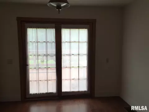 116 Albert St, Washington, IL 61571 photo 6