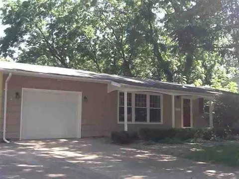 317 Jana Rd, Macomb, IL 61455 photo 1