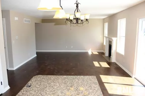 11216 N Greenview Ln, Dunlap, IL 61525 photo 8