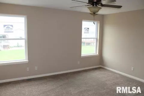 11216 N Greenview Ln, Dunlap, IL 61525 photo 14