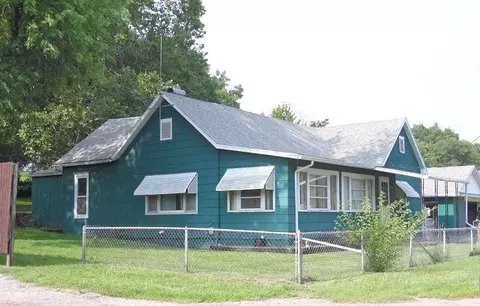 8819 W Main St, Mapleton, IL 61547 photo 1