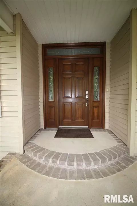 1344 N Forrest, Germantown Hills, IL 61548 photo 5