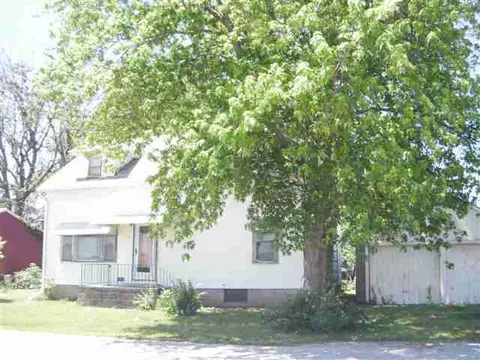 116 N Griffin St, Macomb, IL 61455 photo 1