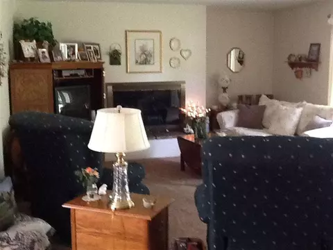 815 Jamie Ln, Macomb, IL 61455 photo 6