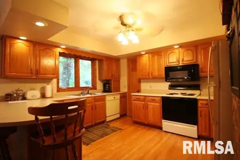16086 King Rd, Danvers, IL 61732 photo 13