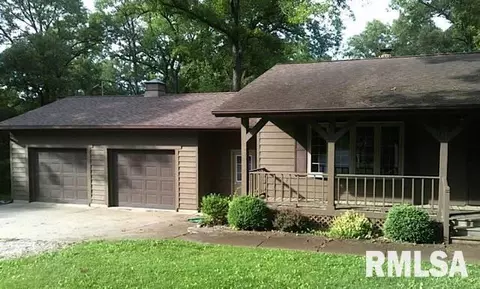16086 King Rd, Danvers, IL 61732 photo 2