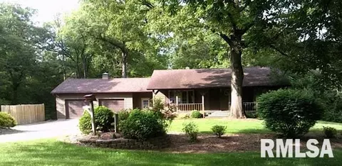 16086 King Rd, Danvers, IL 61732 photo 1