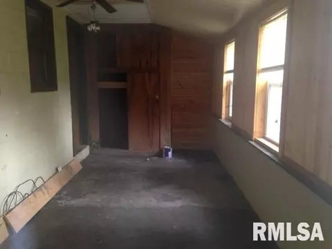 24602 E County Highway 27, Canton, IL 61520 photo 8
