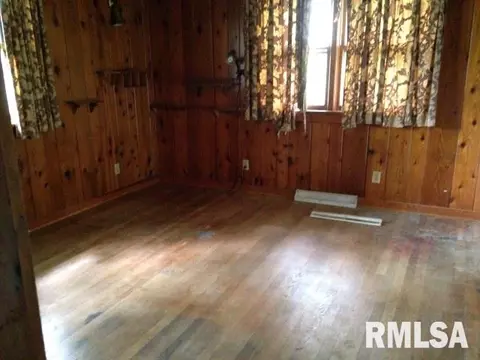 24602 E County Highway 27, Canton, IL 61520 photo 11
