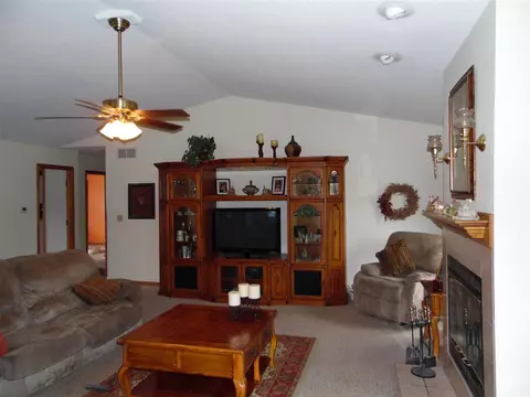 4405 S Newcastle Ct, Mapleton, IL 61547 photo 5