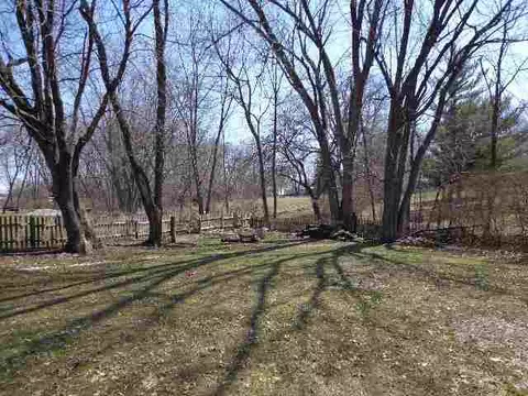 215 E Grant, Macomb, IL 61455 photo 5