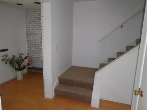 215 E Grant, Macomb, IL 61455 photo 15
