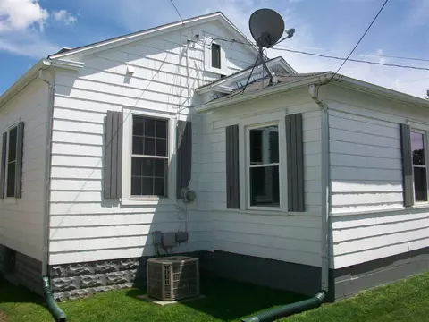 306 N 3rd, Canton, IL 61520 photo 33