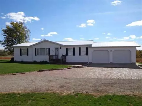 280 Emerson Rd, Macomb, IL 61455 photo 5