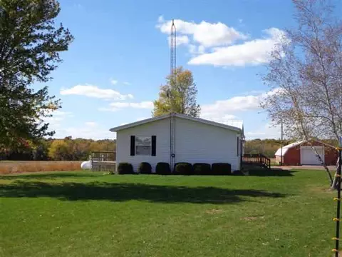 280 Emerson Rd, Macomb, IL 61455 photo 3