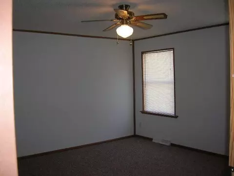 280 Emerson Rd, Macomb, IL 61455 photo 10