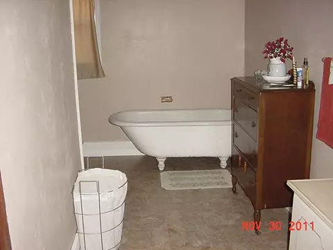 400 E Grove St, Table Grove, IL 61482 photo 13