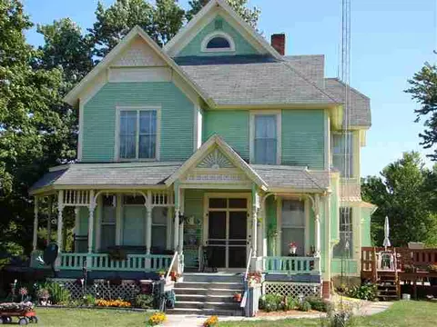400 E Grove St, Table Grove, IL 61482 photo 1