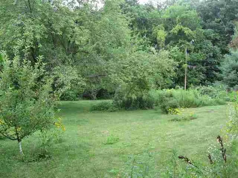 438 Summers Dr, Macomb, IL 61455 photo 5