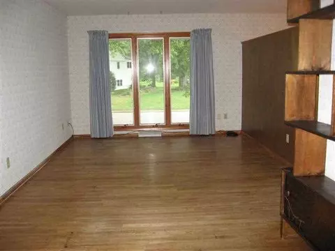 438 Summers Dr, Macomb, IL 61455 photo 7