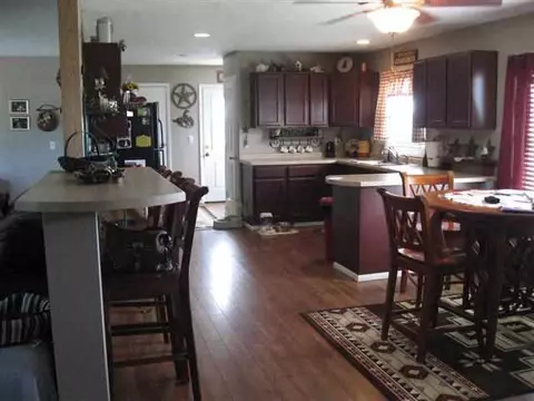 700 Beaumont Rd, Macomb, IL 61455 photo 3