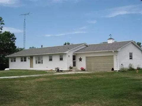 700 Beaumont Rd, Macomb, IL 61455 photo 1