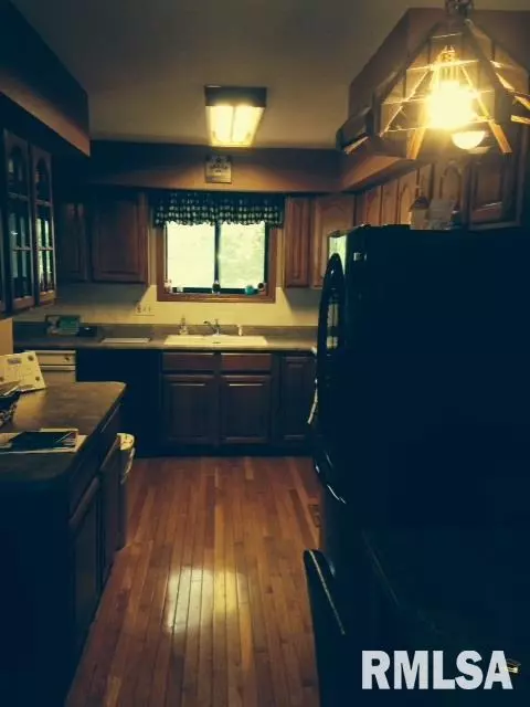 1908 E Knox, Peoria, IL 61614 photo 8