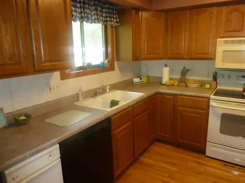 1908 E Knox, Peoria, IL 61614 photo 10