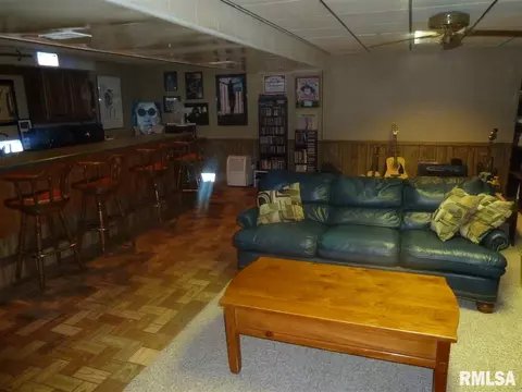 1908 E Knox, Peoria, IL 61614 photo 18
