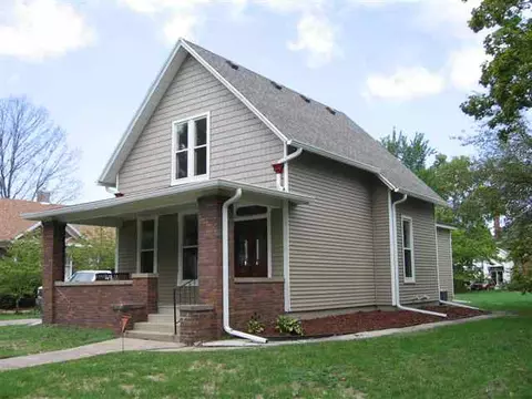 518 E Washington St, Macomb, IL 61455 photo 2